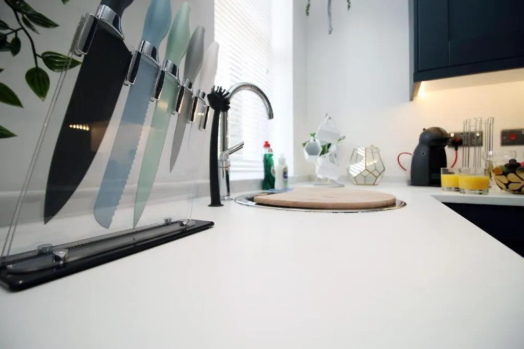דירה Chic 3-Bed Stay Near Cardiff'S Top Sights בריטניה