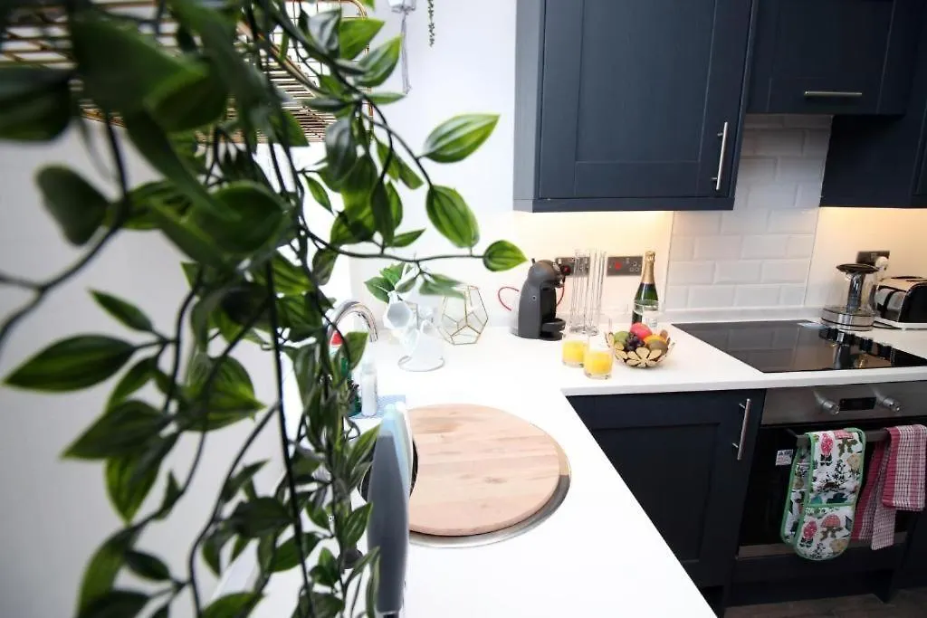 Chic 3-Bed Stay Near Cardiff'S Top Sights 0*, Cardiff United Kingdom